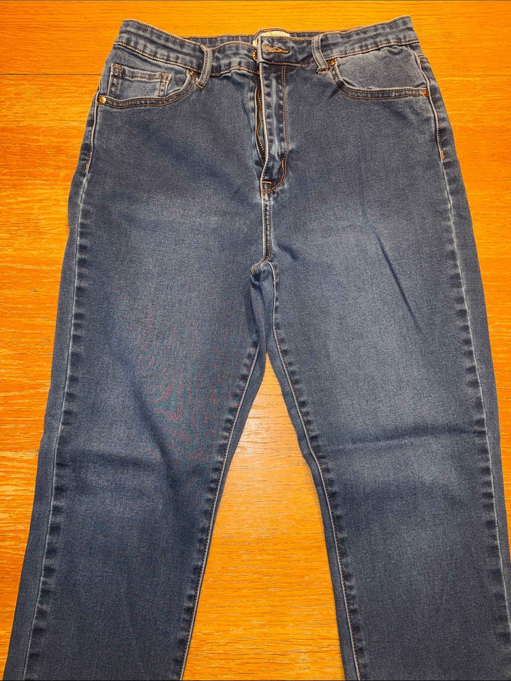 Forever 21 Skinny Jeans in Medium Blue Wash